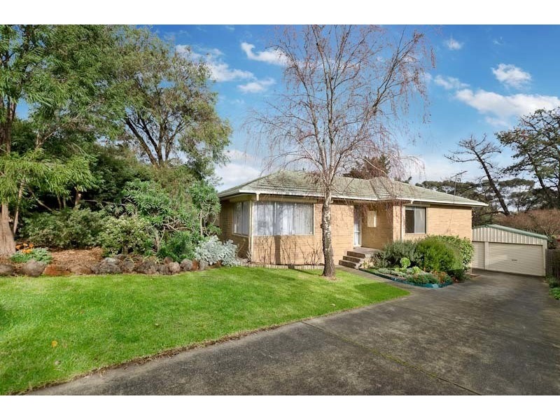 77 Richardson Drive, Mornington VIC 3931