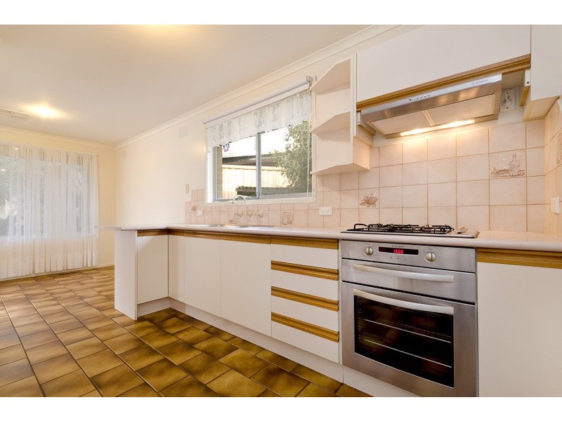 77 Richardson Drive, Mornington VIC 3931