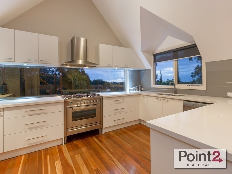 57  Winona Road, Mount Eliza VIC 3930