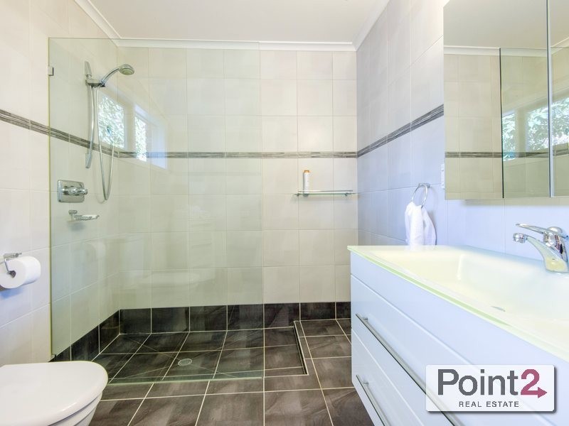 24 Allen Drive, Mount Eliza VIC 3930
