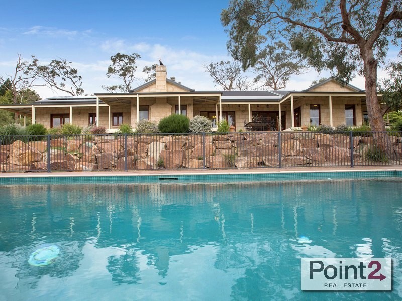 61 Winona Road, Mount Eliza VIC 3930