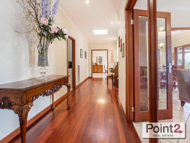 61 Winona Road, Mount Eliza VIC 3930