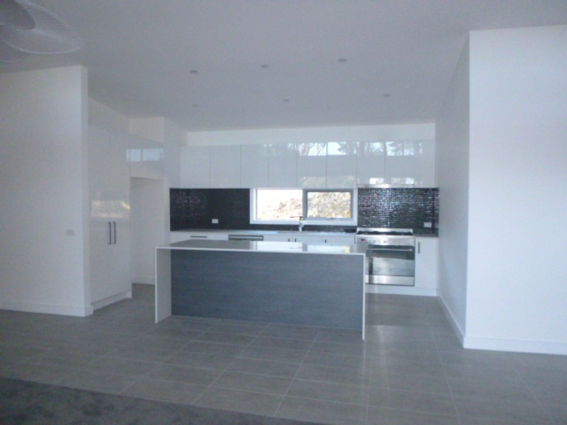 19a Alverstone Grove, Mount Eliza VIC 3930