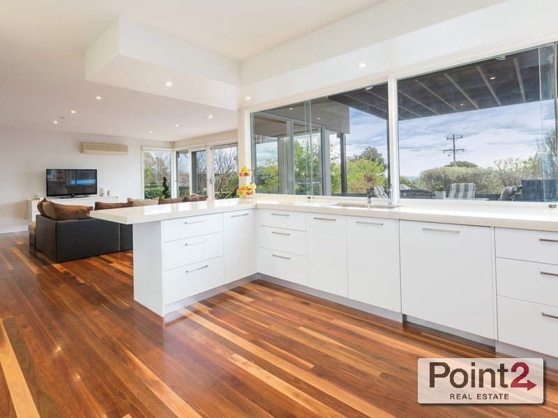 30  Matong Road, Mount Eliza VIC 3930