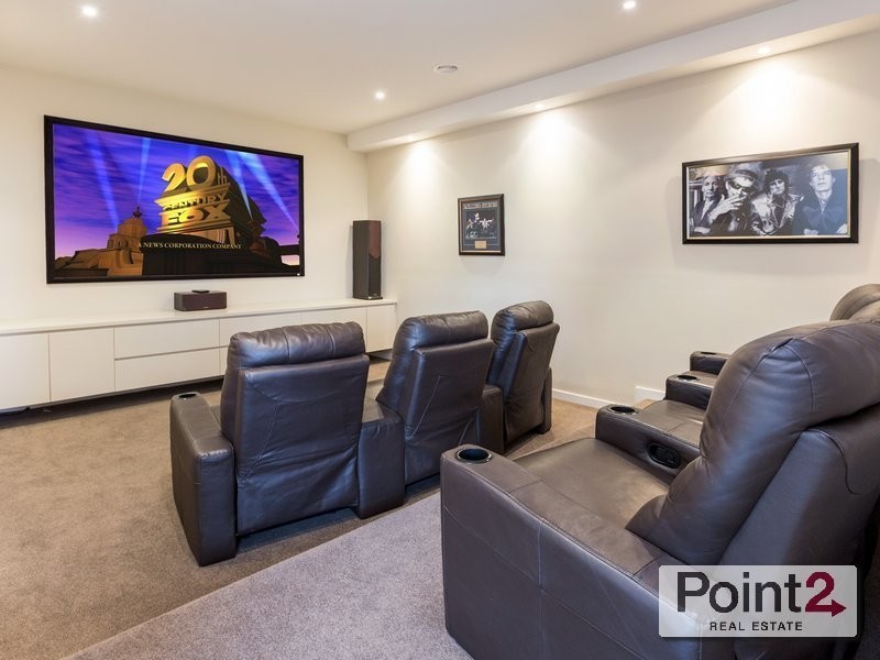 30  Matong Road, Mount Eliza VIC 3930