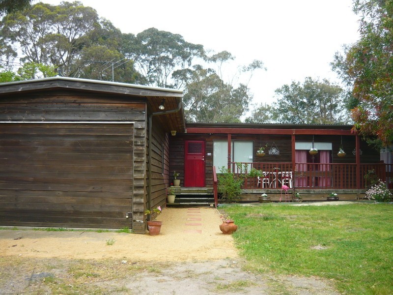 99  Wimbledon Avenue, Mount Eliza VIC 3930