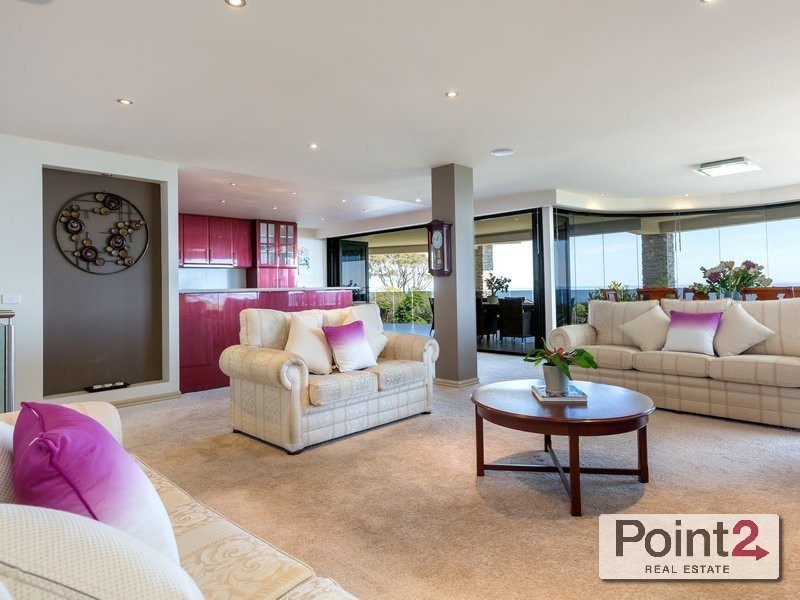 6 Tourello Road, Mount Eliza VIC 3930