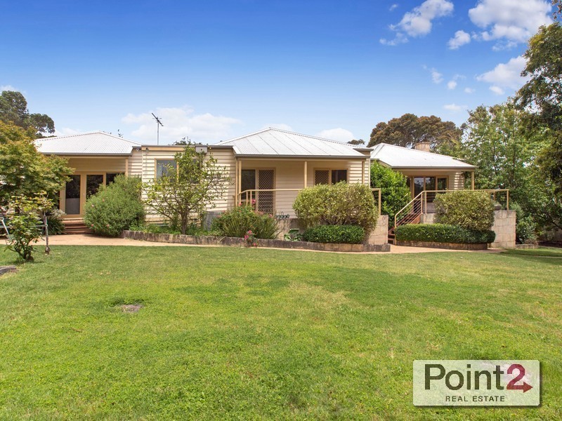 85 Wooralla Drive, Mount Eliza VIC 3930