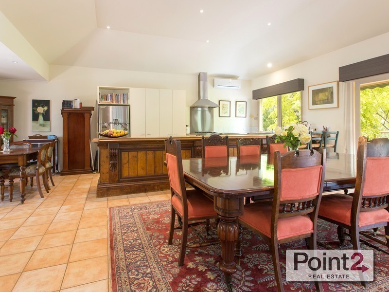 85 Wooralla Drive, Mount Eliza VIC 3930