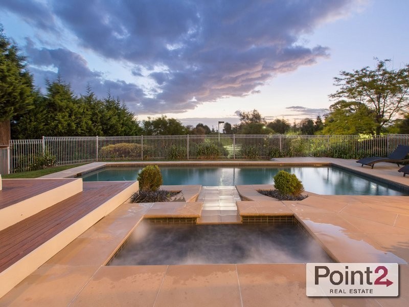 6 Brulu Close, Mount Eliza VIC 3930
