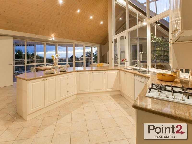 6 Brulu Close, Mount Eliza VIC 3930