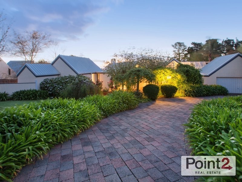 6 Brulu Close, Mount Eliza VIC 3930