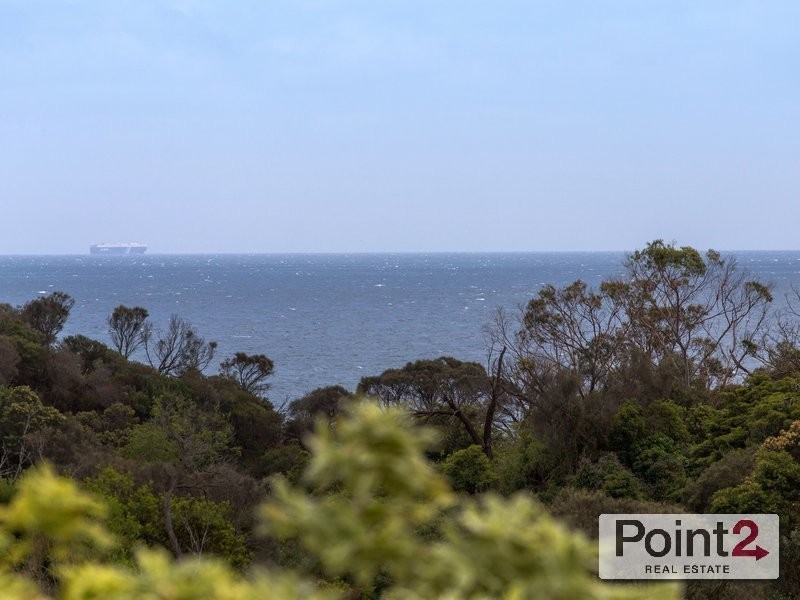 8 Wimborne Avenue, Mount Eliza VIC 3930