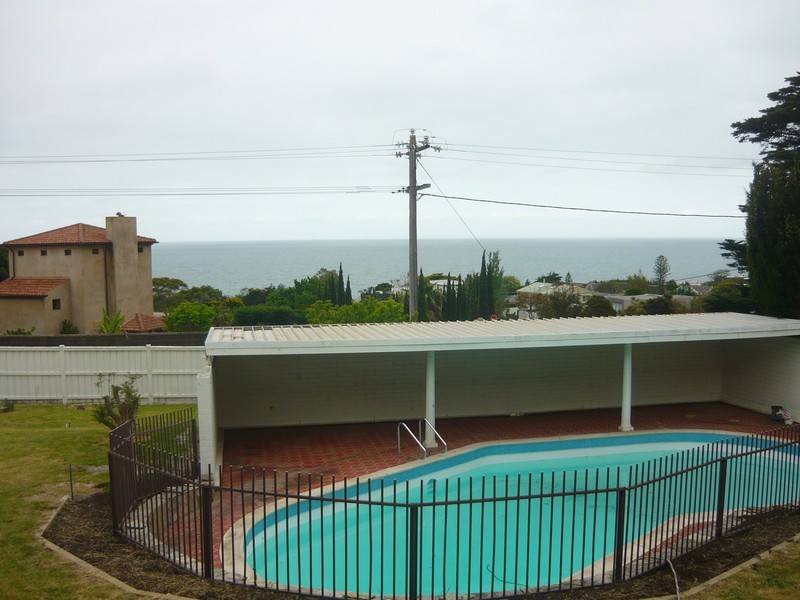 38 Watts Parade, Mount Eliza VIC 3930