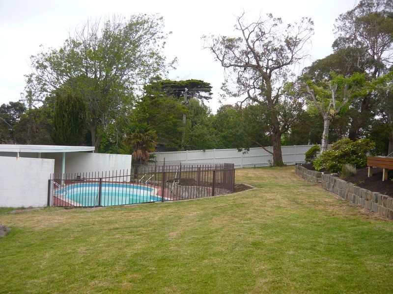 38 Watts Parade, Mount Eliza VIC 3930