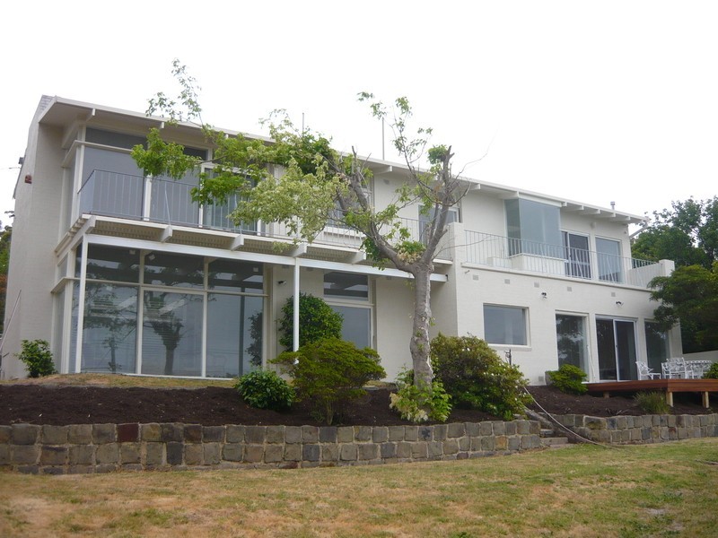 38 Watts Parade, Mount Eliza VIC 3930