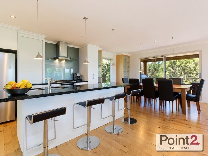 21  Wimborne Avenue, Mount Eliza VIC 3930