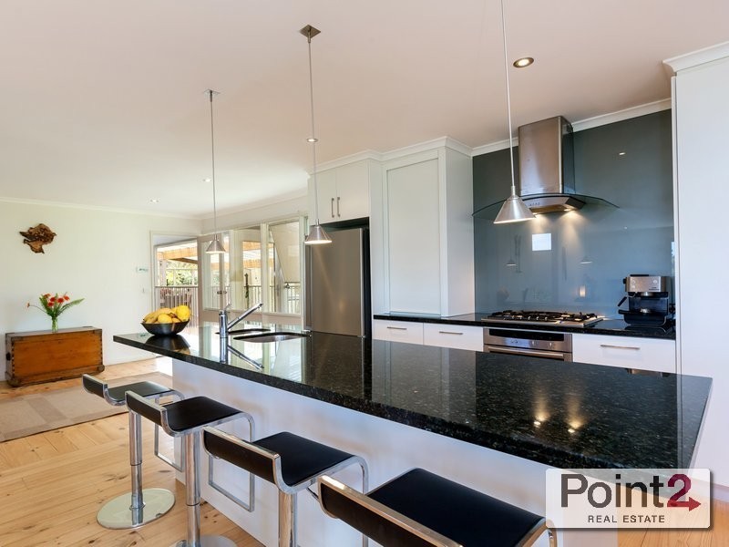 21  Wimborne Avenue, Mount Eliza VIC 3930