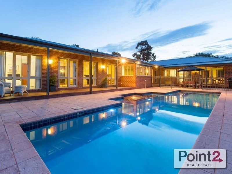 7  Moseley Drive, Mount Eliza VIC 3930