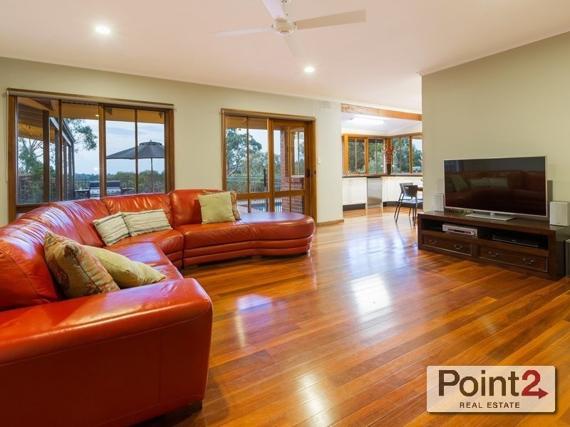 7  Moseley Drive, Mount Eliza VIC 3930