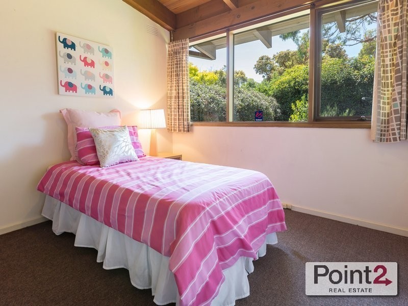 69 Wooralla Drive, Mount Eliza VIC 3930