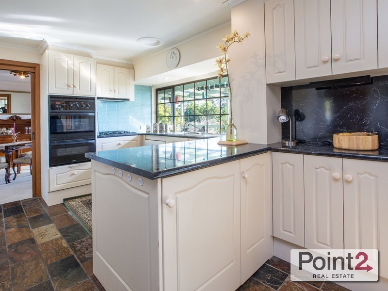 6 Wimborne Avenue, Mount Eliza VIC 3930