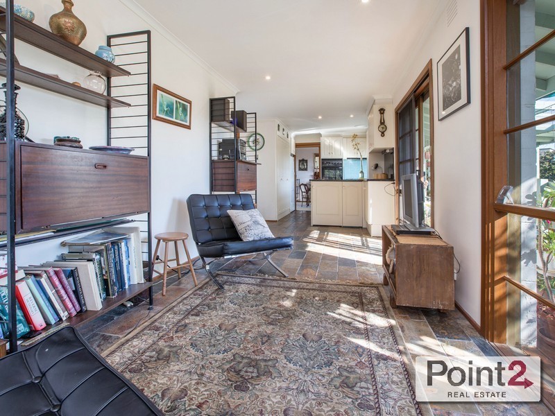 6 Wimborne Avenue, Mount Eliza VIC 3930