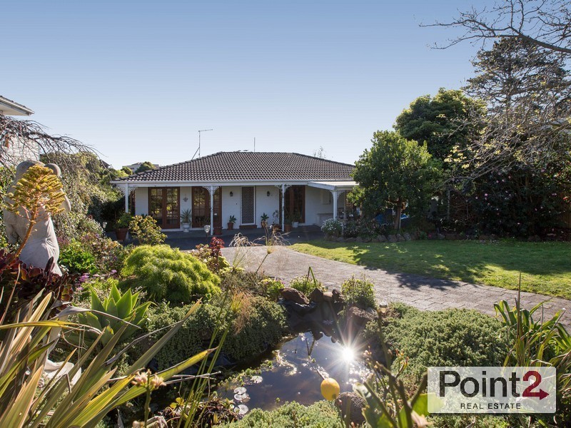 6 Wimborne Avenue, Mount Eliza VIC 3930