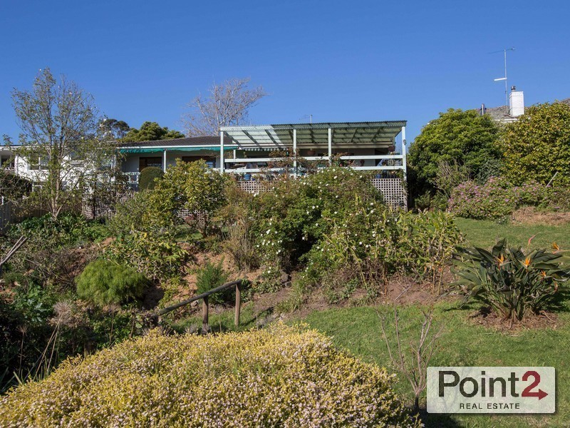 6 Wimborne Avenue, Mount Eliza VIC 3930
