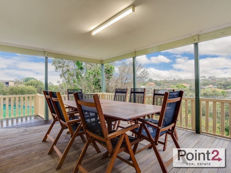 98 Weeroona Street, Rye VIC 3941