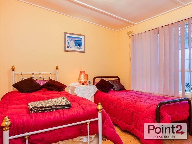 98 Weeroona Street, Rye VIC 3941