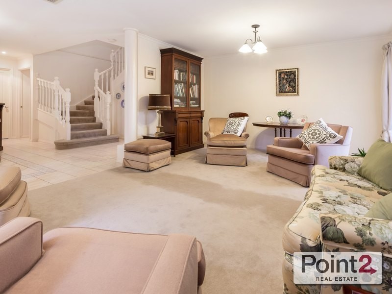 4 Murralinga Place, Mount Eliza VIC 3930