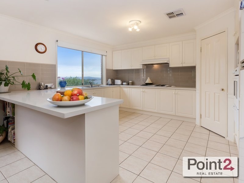 4 Murralinga Place, Mount Eliza VIC 3930