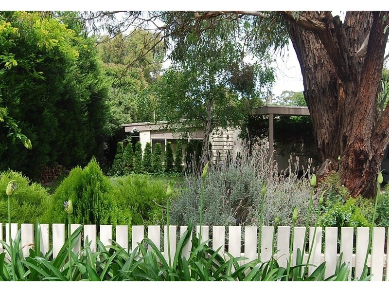 70 Autumn Crescent, Mount Eliza VIC 3930