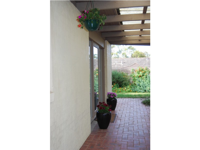 70 Autumn Crescent, Mount Eliza VIC 3930