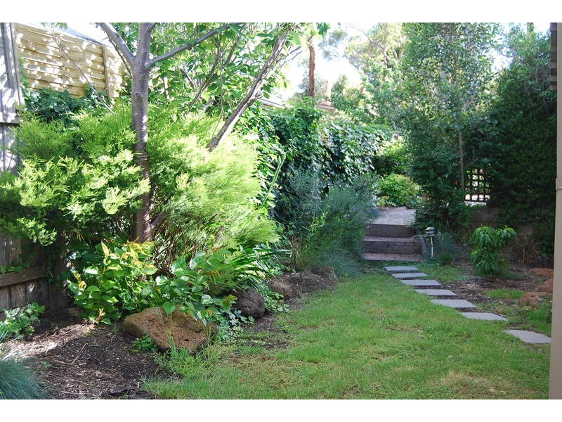 70 Autumn Crescent, Mount Eliza VIC 3930
