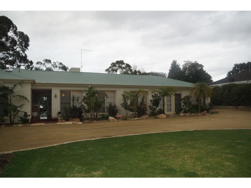 12 Blake Court, Mount Eliza VIC 3930