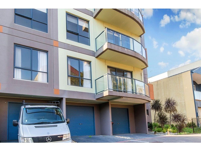 1/19 North Shore Drive, Patterson Lakes VIC 3197