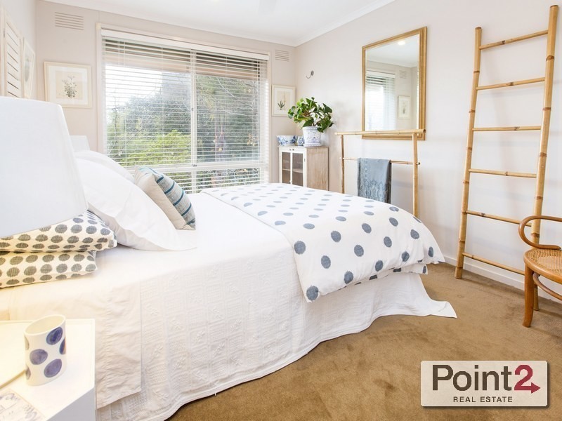 22 Rowsley Road, Mount Eliza VIC 3930