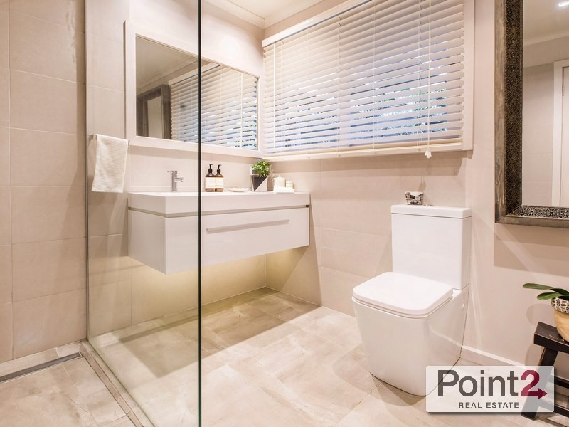 22 Rowsley Road, Mount Eliza VIC 3930