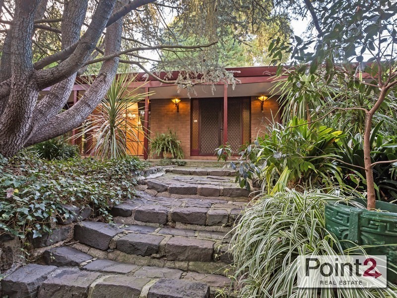 4 Mountain Avenue, Frankston South VIC 3199