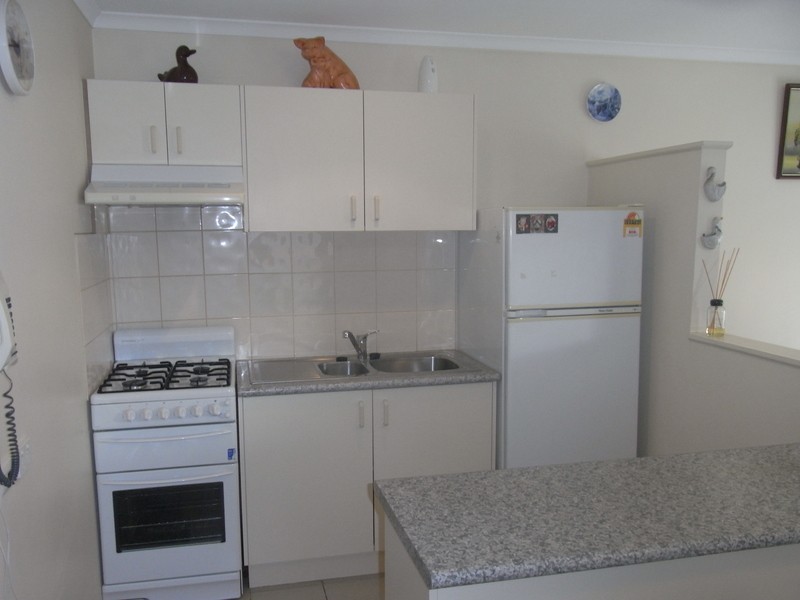 8/4 Foot Street, Frankston South VIC 3199