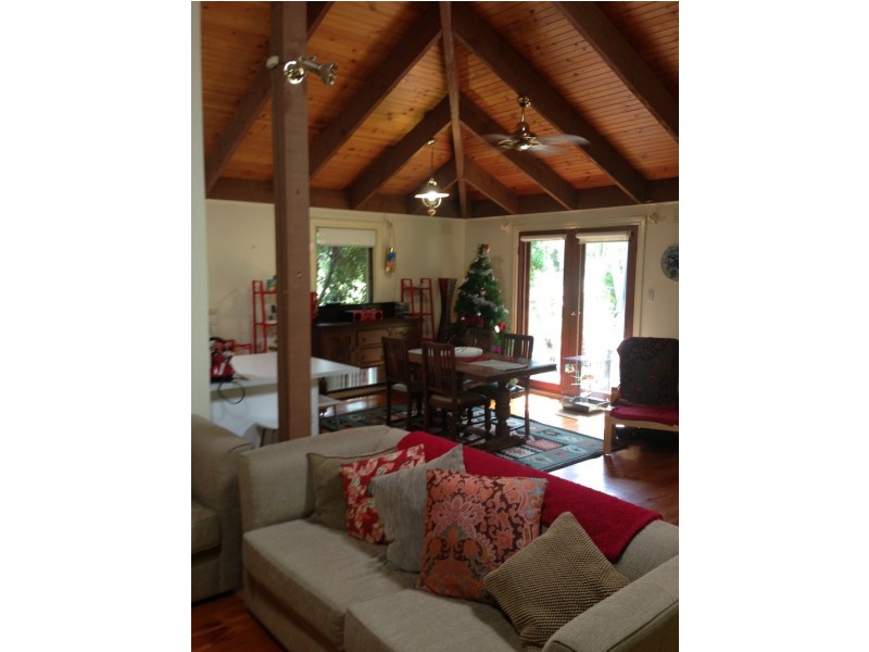 85 Quinns Parade, Mount Eliza VIC 3930