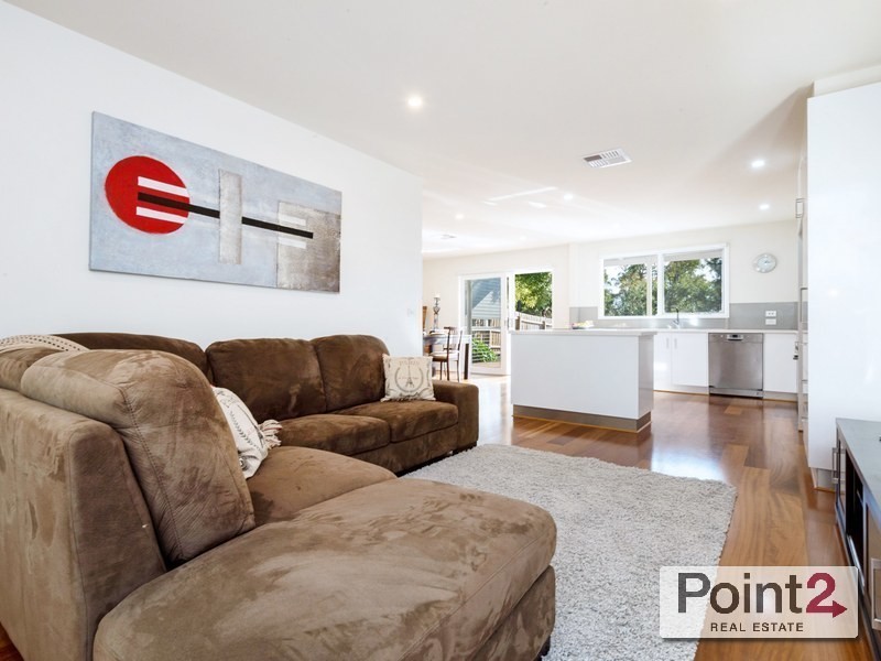 15 Davis Drive, Mount Eliza VIC 3930