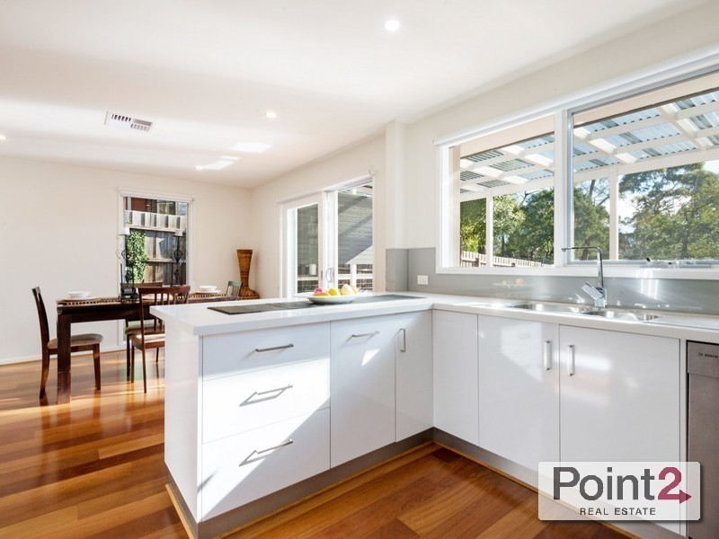 15 Davis Drive, Mount Eliza VIC 3930