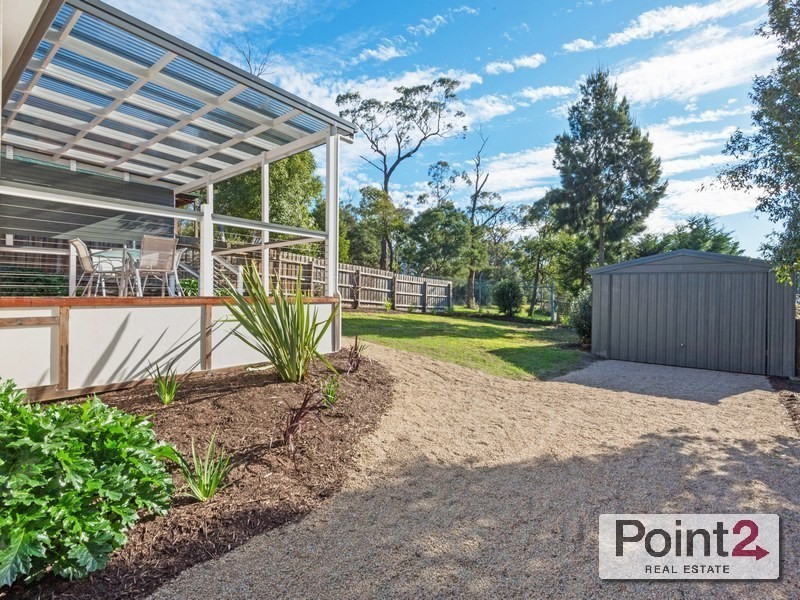 15 Davis Drive, Mount Eliza VIC 3930