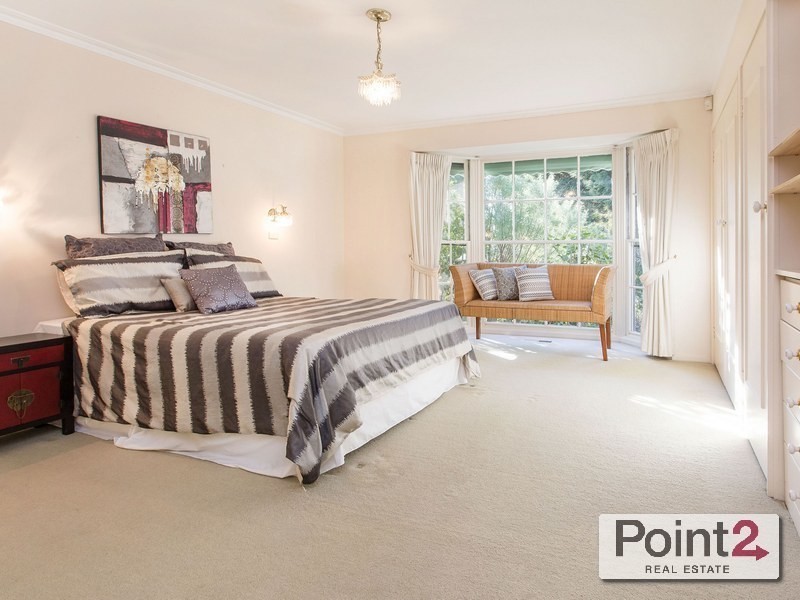 2 Richard Court, Mount Eliza VIC 3930