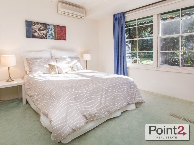 2 Richard Court, Mount Eliza VIC 3930