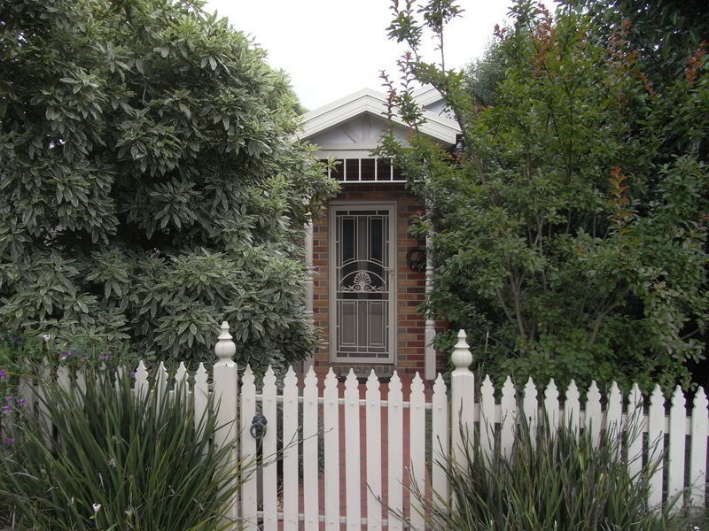 1/10 Poinciana Street, Frankston South VIC 3199