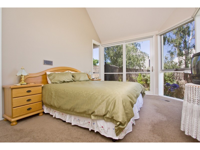 6 Brulu Close, Mount Eliza VIC 3930